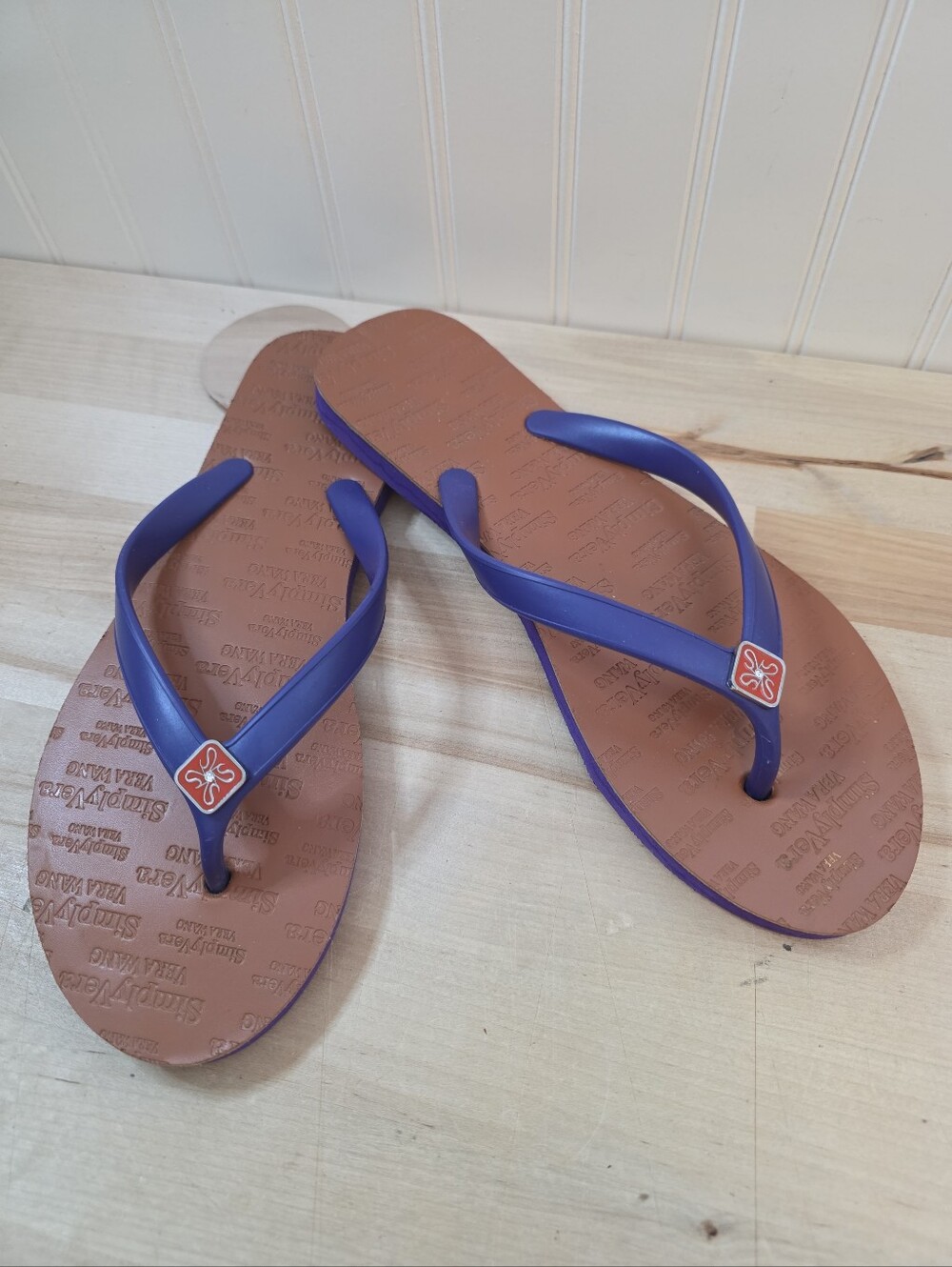Simply Vera By Vera Wang Rubber Thong Flip Flops Purple Straps Size XL